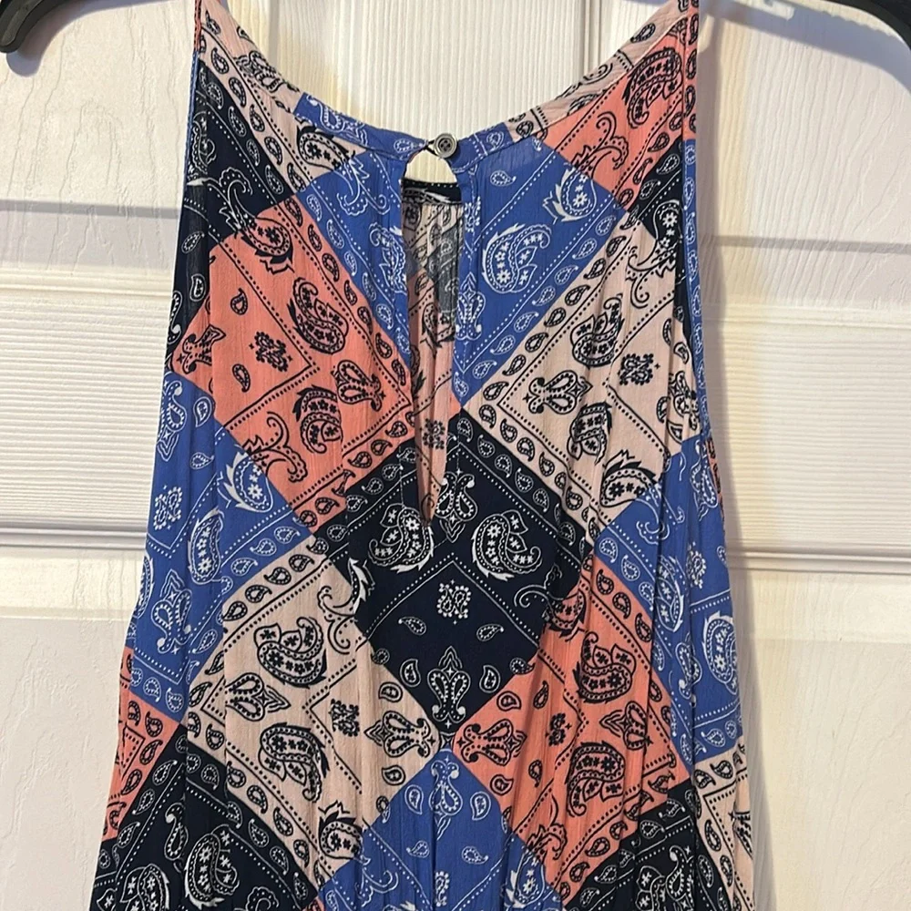 Women’s Wrangler Ruffle Dress - Picture 2 of 3